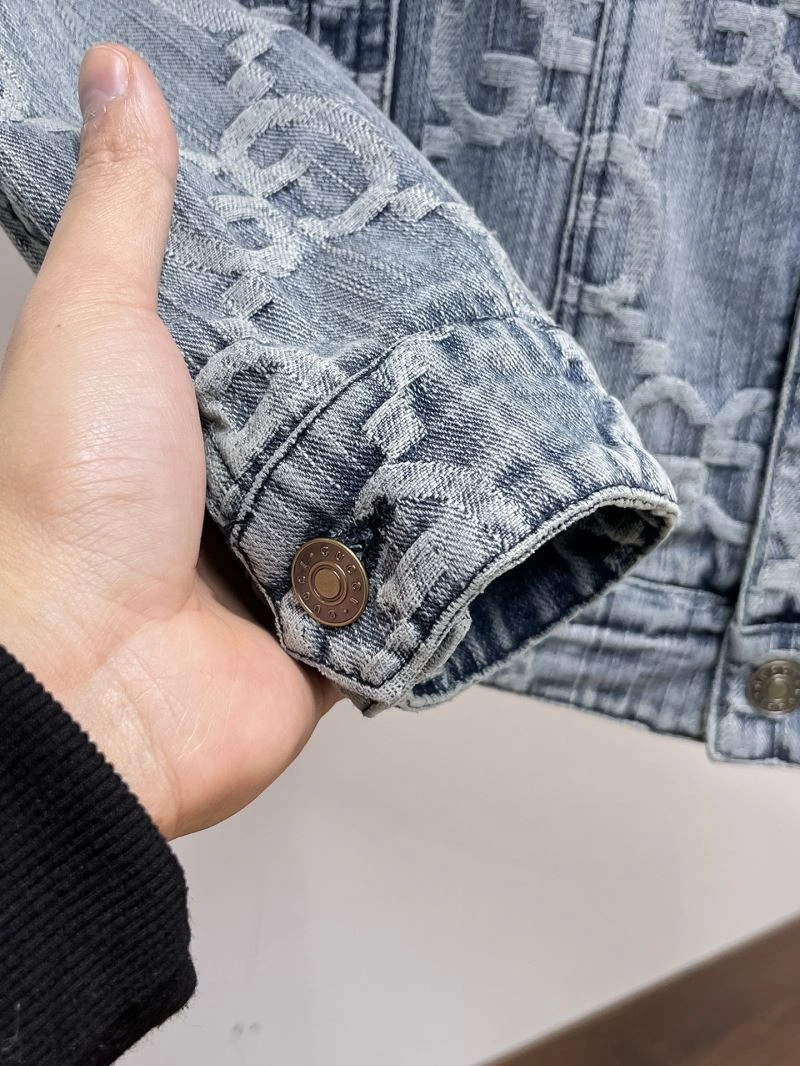 Durable Gucci Outwear 127673