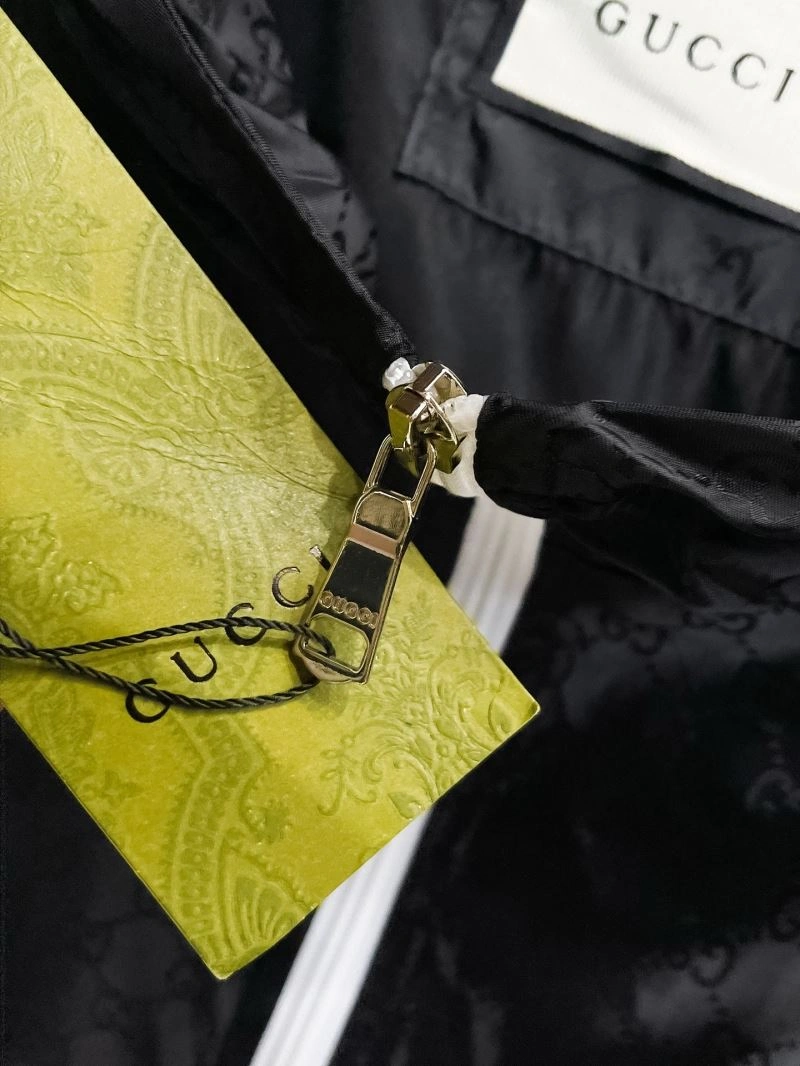 Gucci Outwear WaterResistant 127671