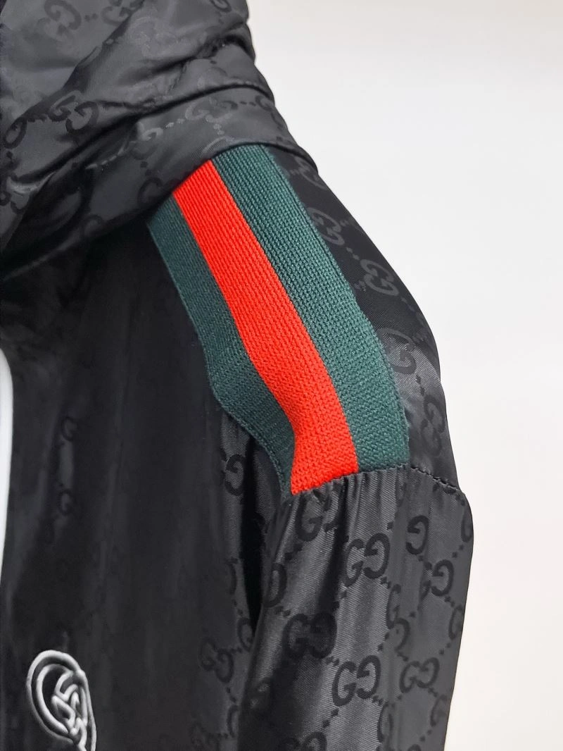 Gucci Outwear WaterResistant 127671