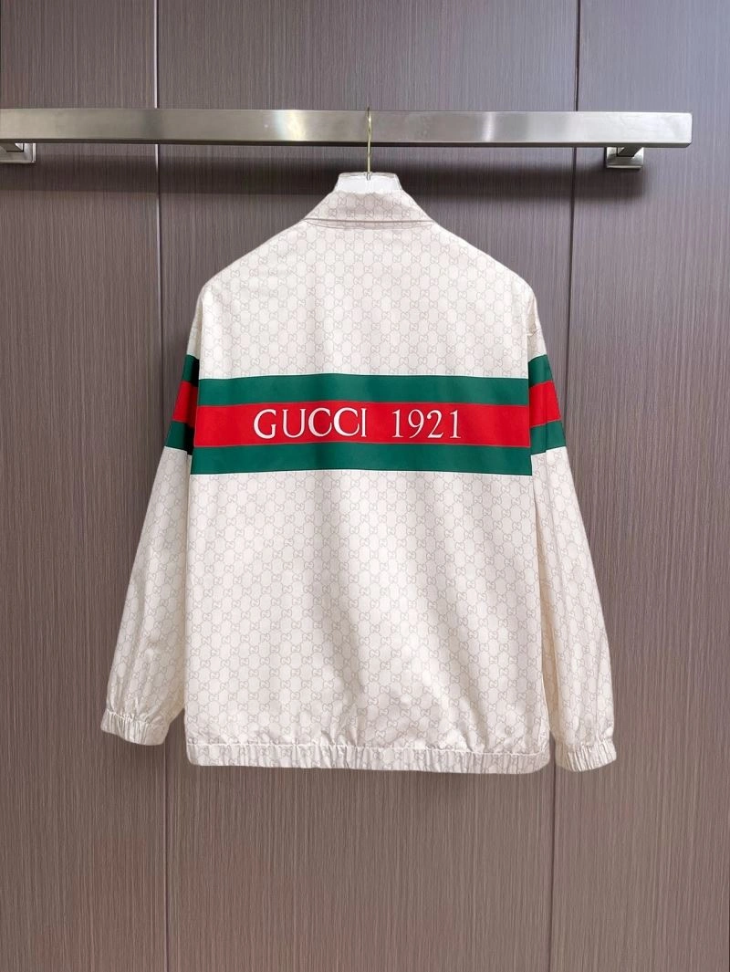 Sleek Gucci Outwear 127670