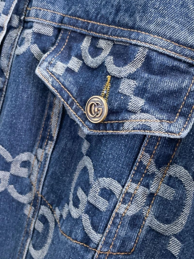 Trendsetting Gucci Outwear 127661