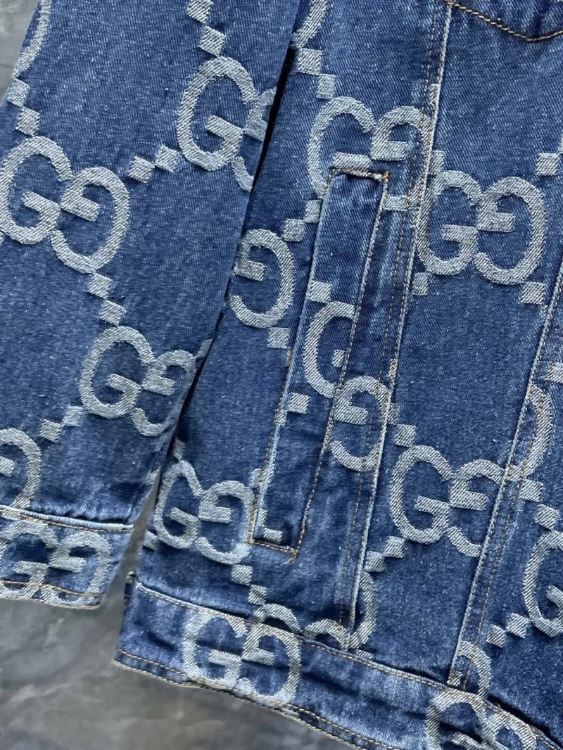 Gucci Outwear GoodFit 127660
