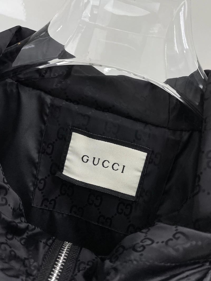 Durable Gucci Outwear 127662