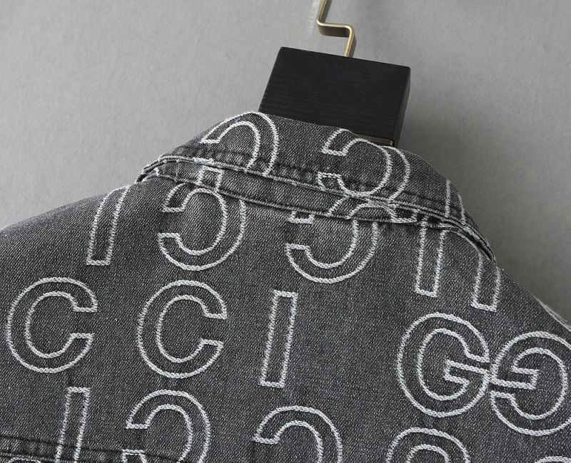 Gucci Outwear Resilient 127659