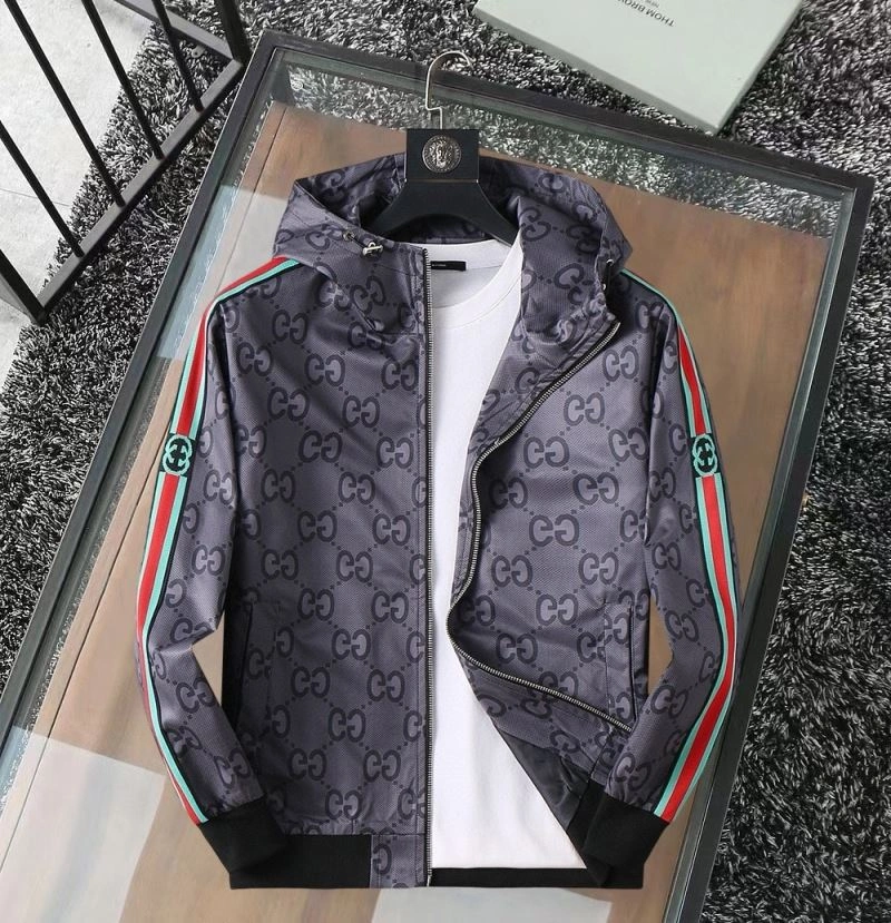 Breathable Gucci Outwear 127649