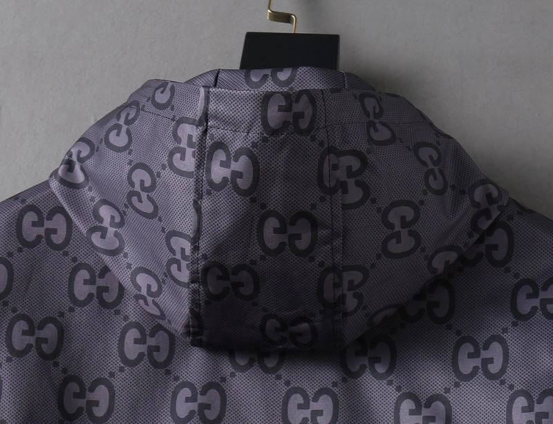 Breathable Gucci Outwear 127649