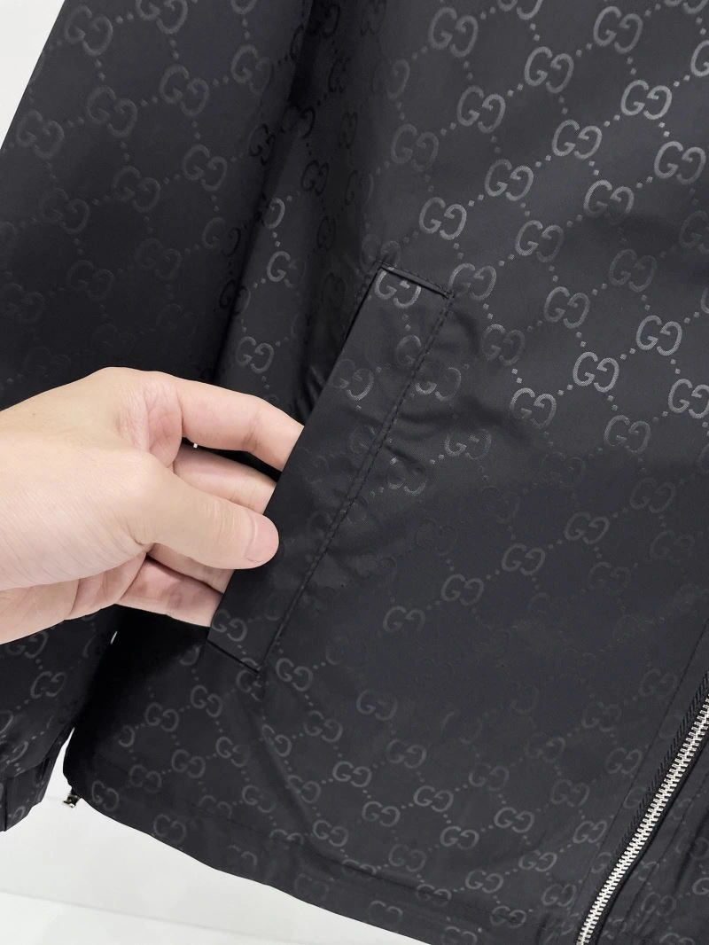 Gucci Outwear Chic 127629
