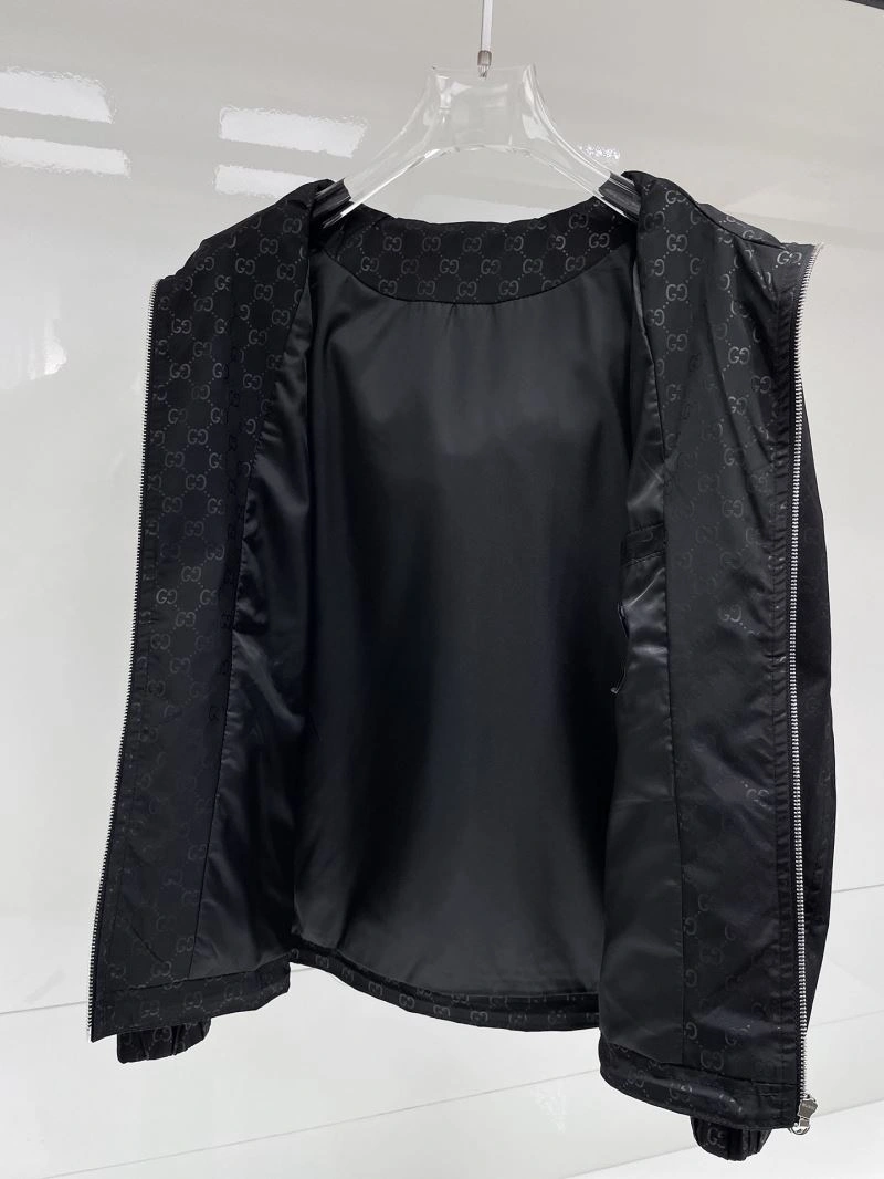 Gucci Outwear Chic 127629
