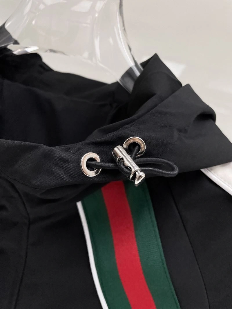 Comfortable Gucci Outwear 127630