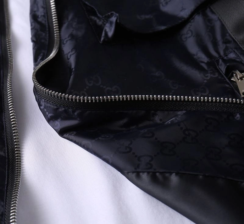 Versatile Gucci Outwear 127628