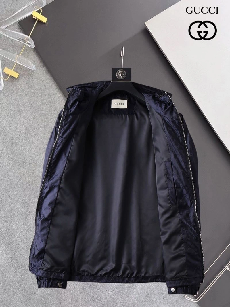 Versatile Gucci Outwear 127628