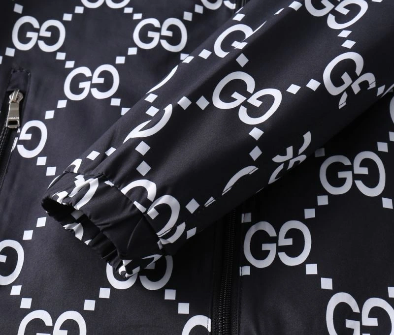 Unique Gucci Outwear 127619