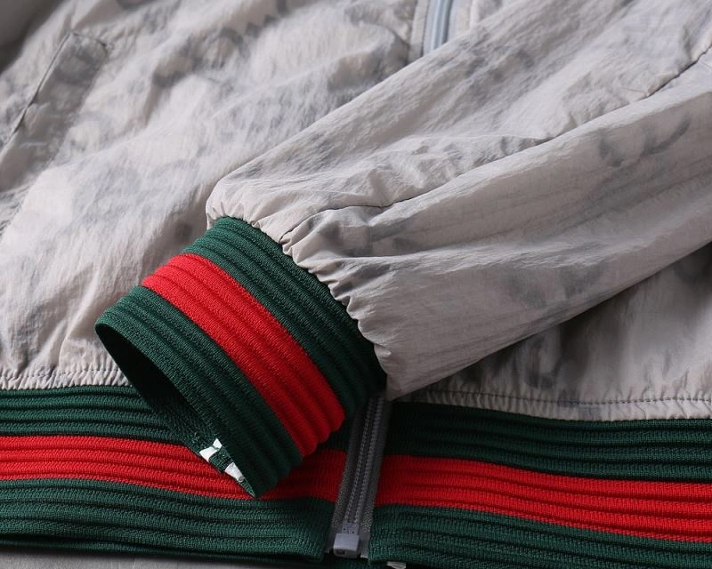 UrbanChic Gucci Outwear 127614
