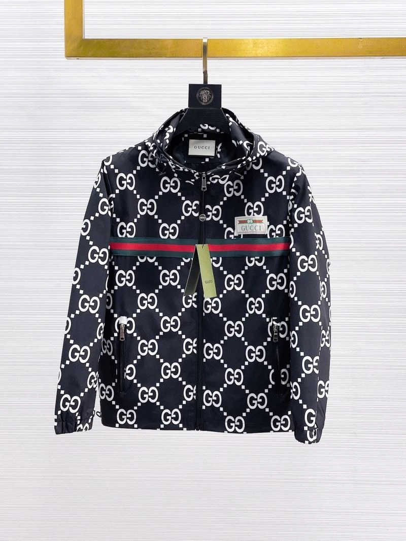 Gucci Outwear Snug 127606