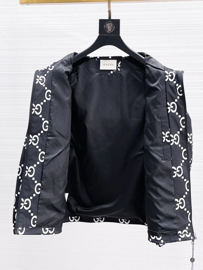 Gucci Outwear Snug 127606