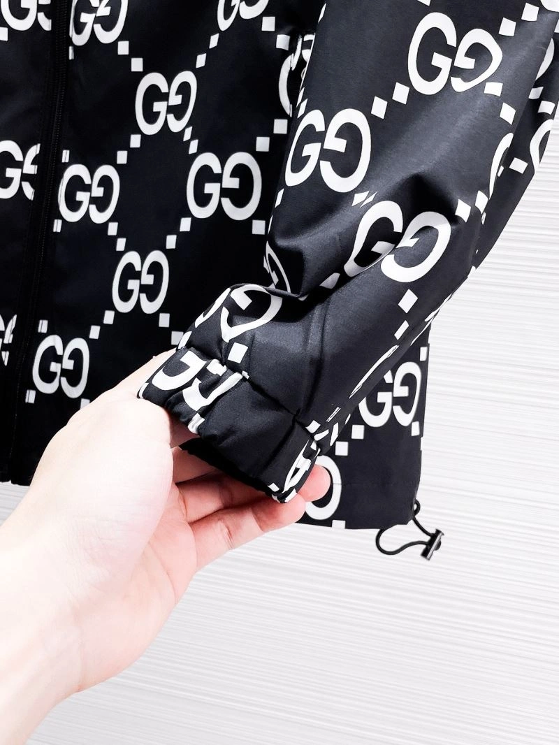 Gucci Outwear Snug 127606