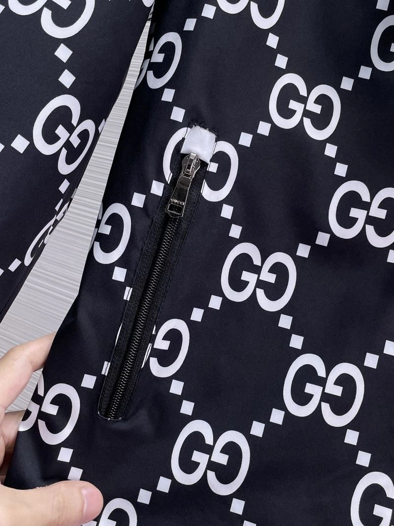 Gucci Outwear Snug 127606
