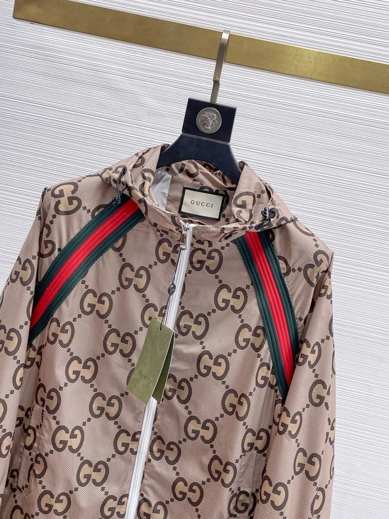 Cozy Gucci Outwear 127603