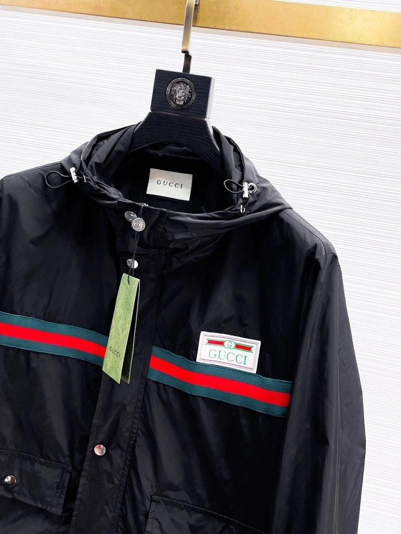 Gucci Outwear Modern 127598