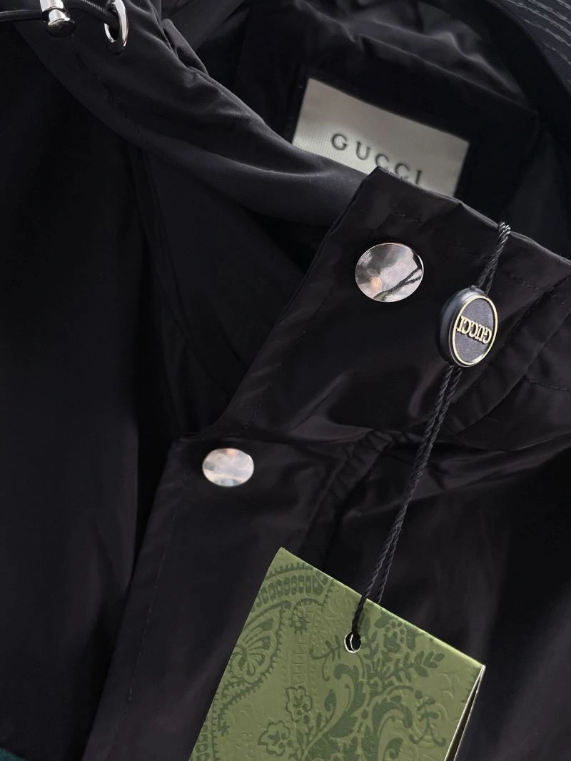 Gucci Outwear Modern 127598