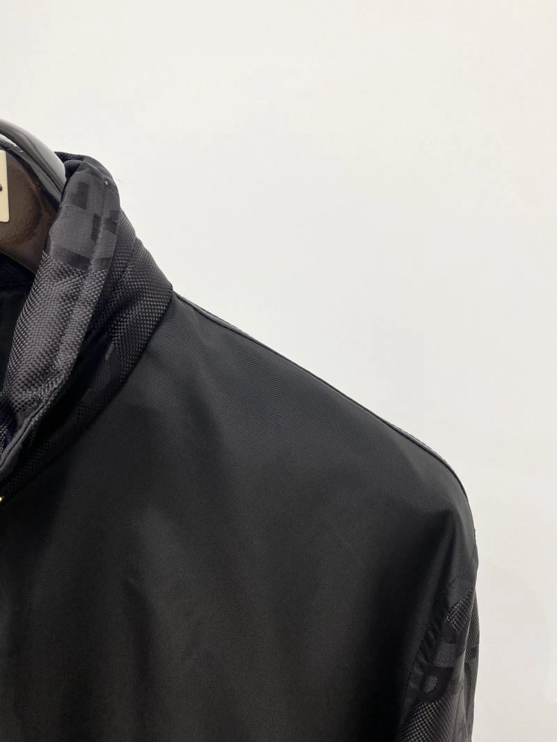 Sophisticated Gucci Outwear 127599