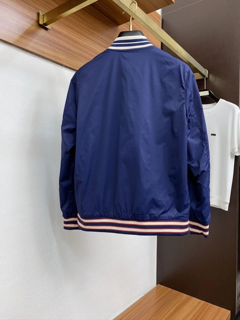 Gucci Outwear Snug 127588