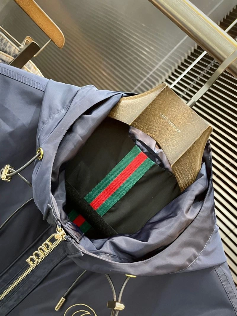 Gucci Outwear Bright 127584