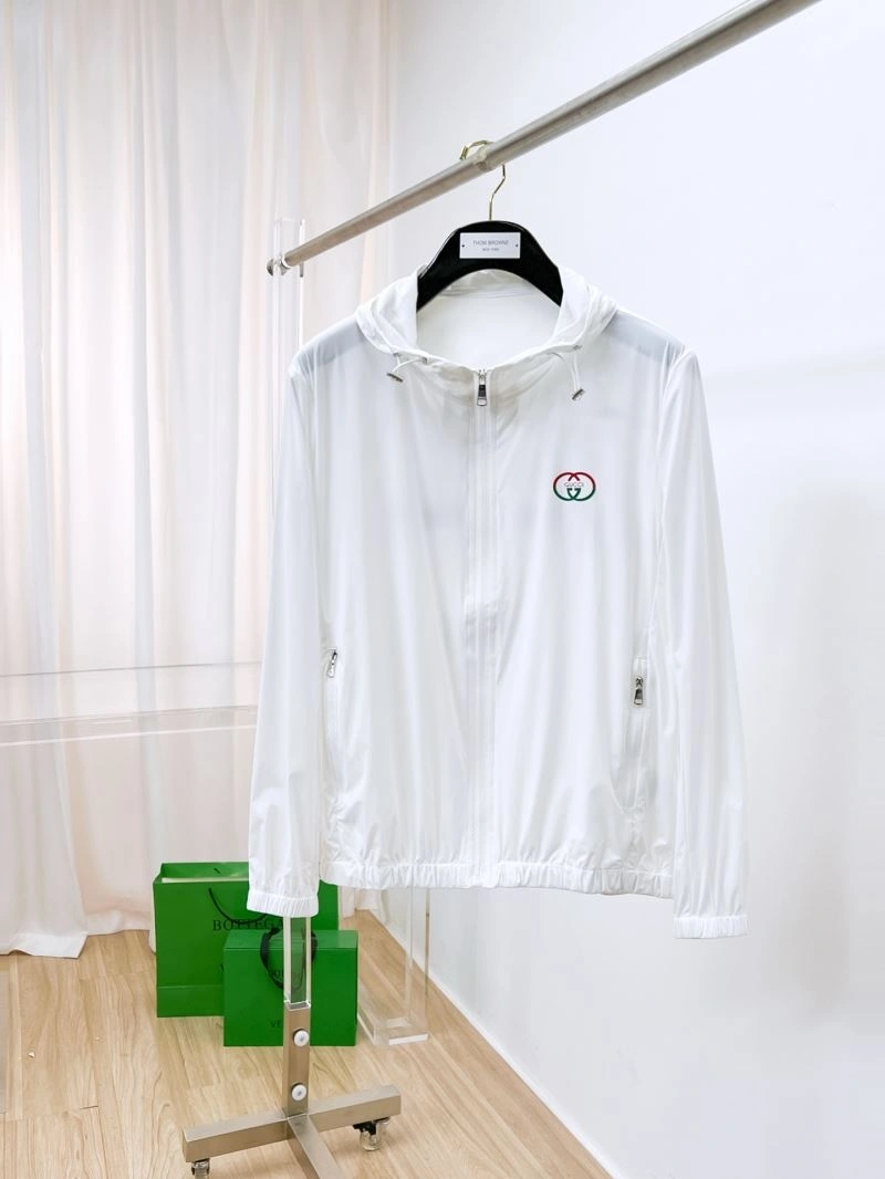 Bold Gucci Outwear 127585