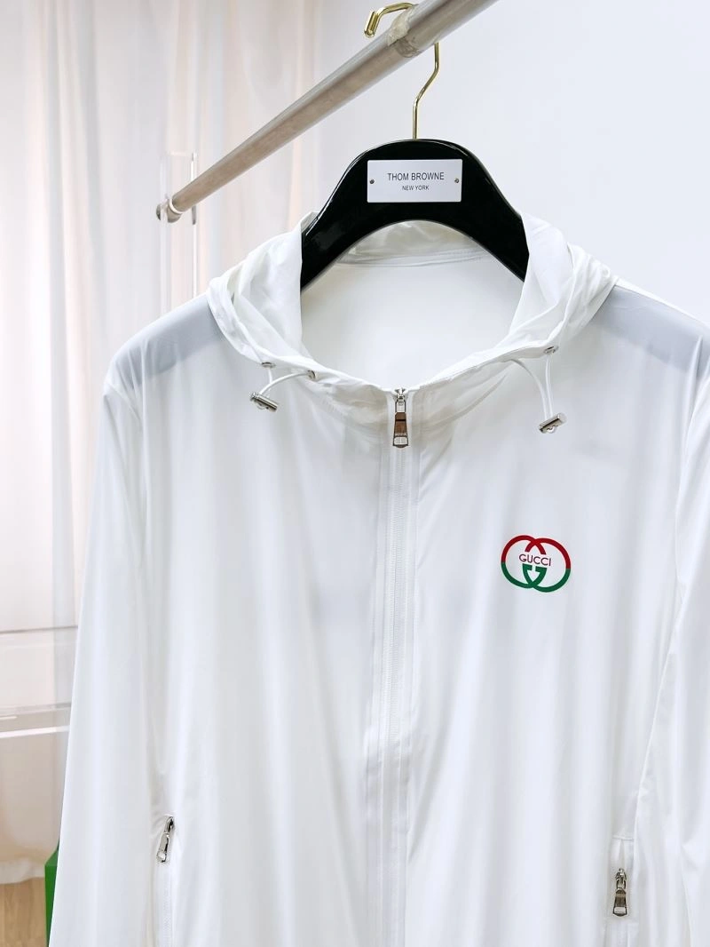 Bold Gucci Outwear 127585