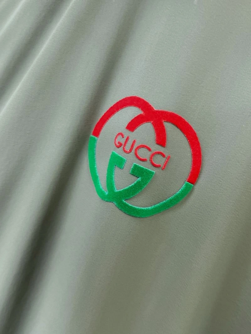 Gucci Outwear Compact 127583