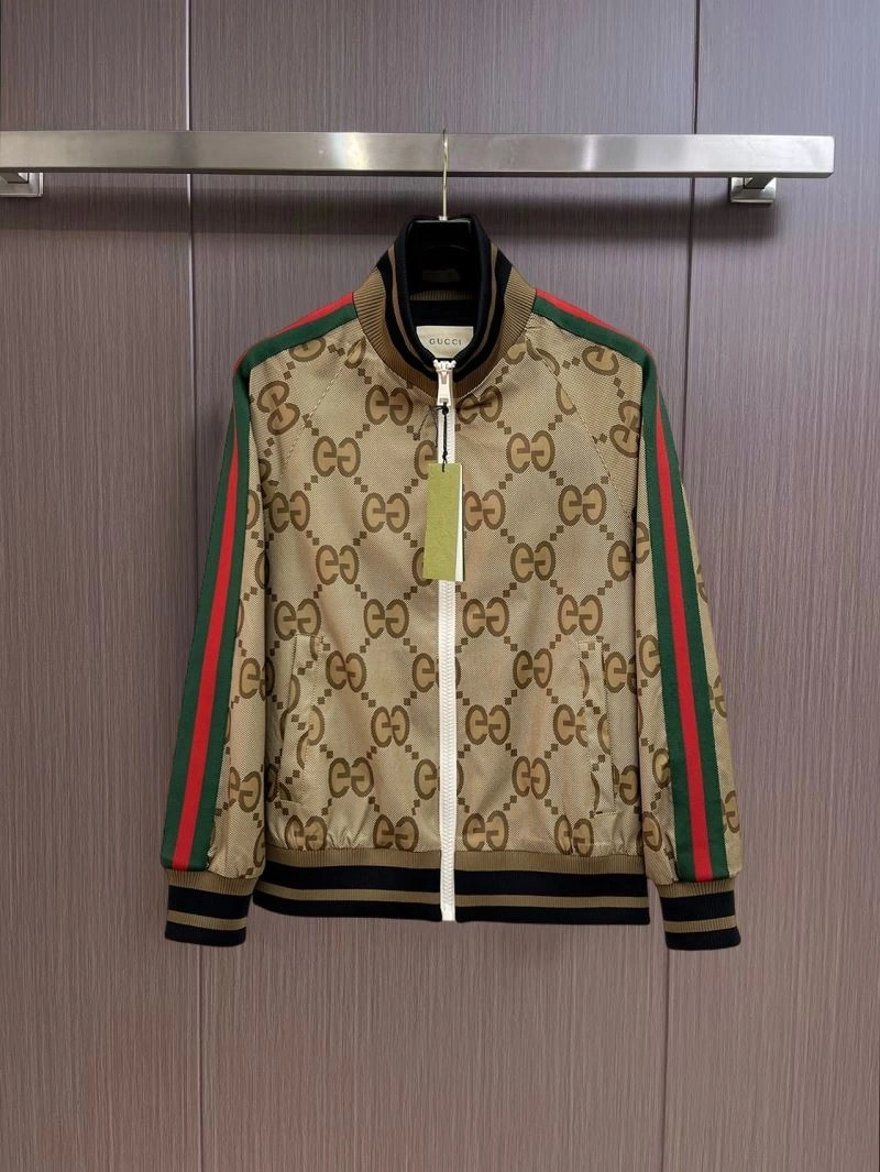 WaterResistant Gucci Outwear 127579