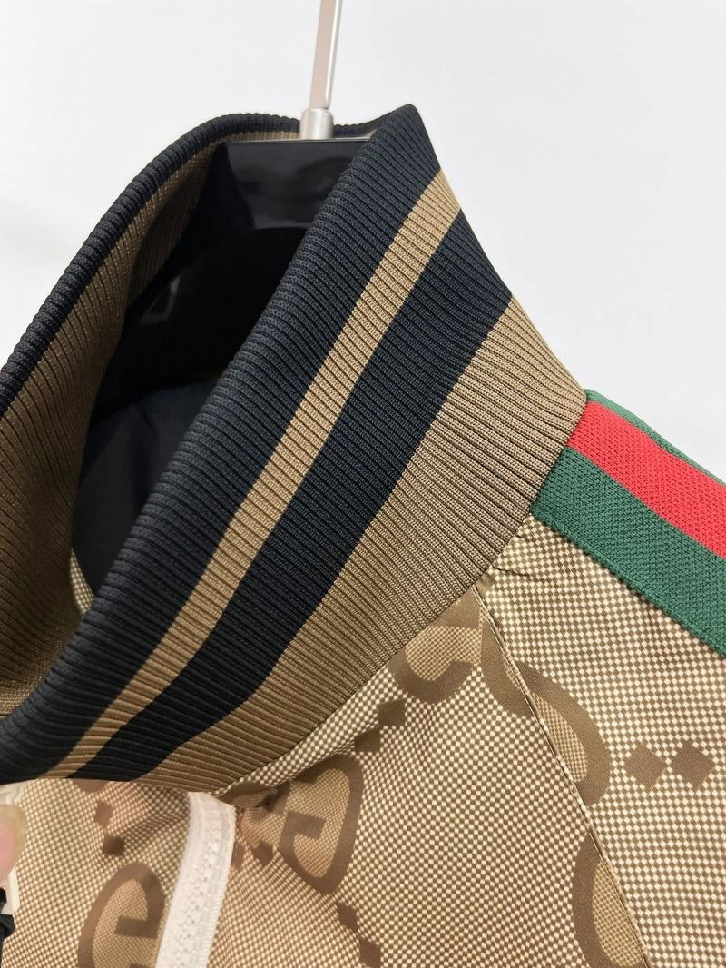 WaterResistant Gucci Outwear 127579