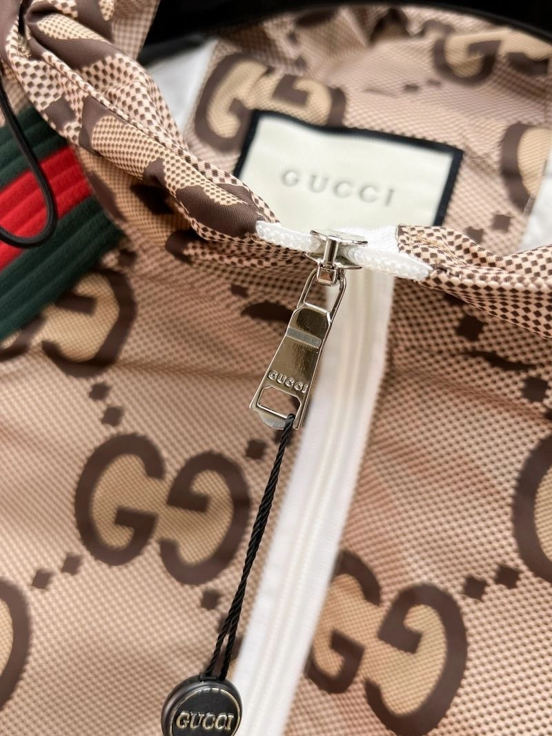 SmoothTexture Gucci Outwear 127564