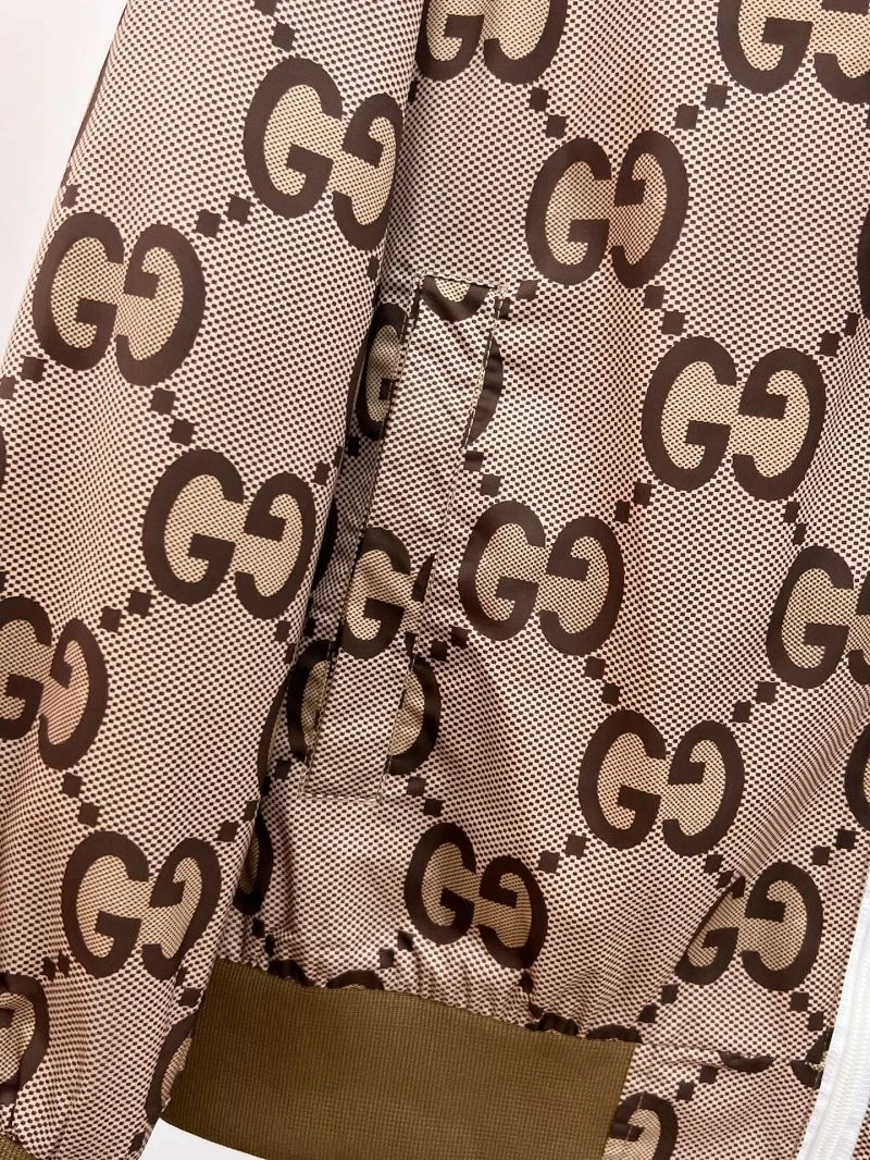 SmoothTexture Gucci Outwear 127564