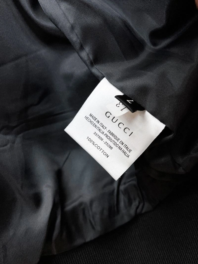 Gucci Outwear Modern 127553