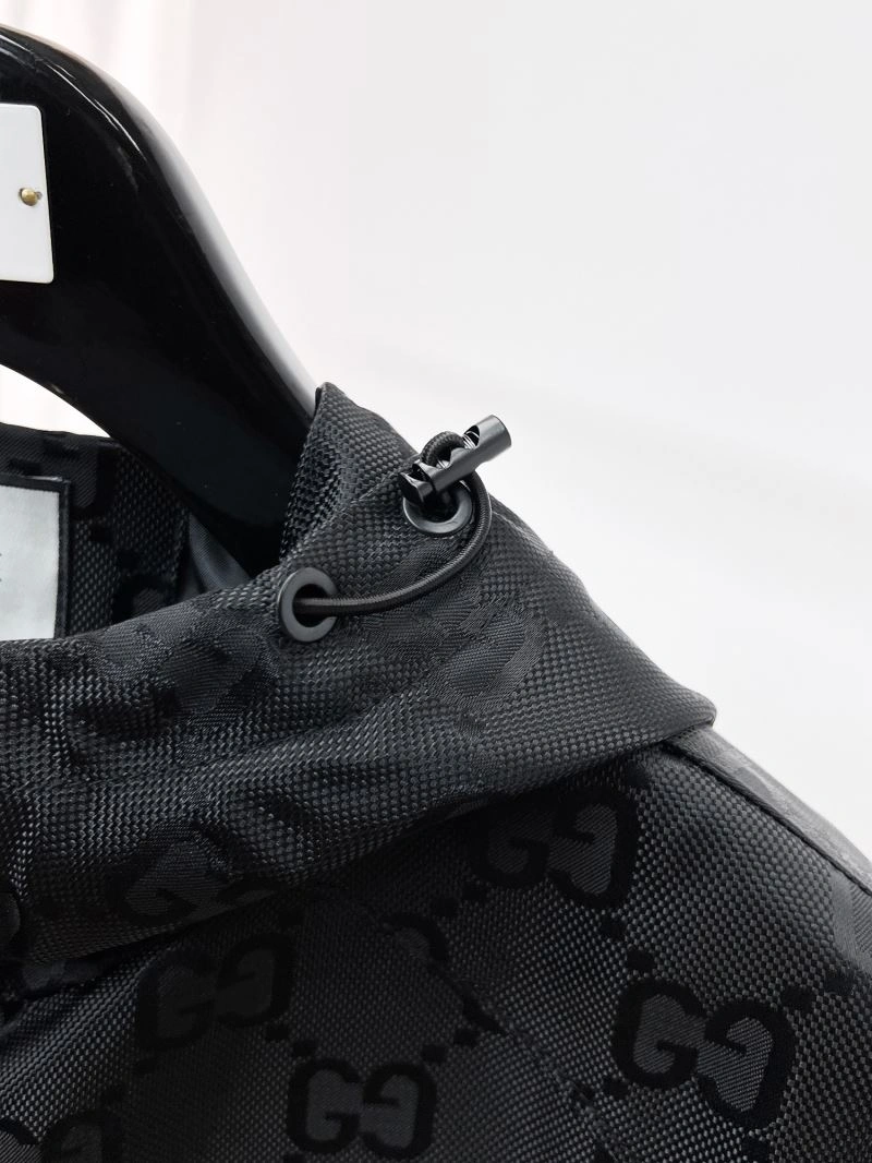 Versatile Gucci Outwear 127570