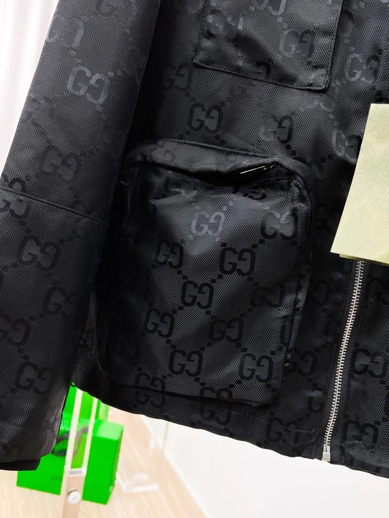 Versatile Gucci Outwear 127570