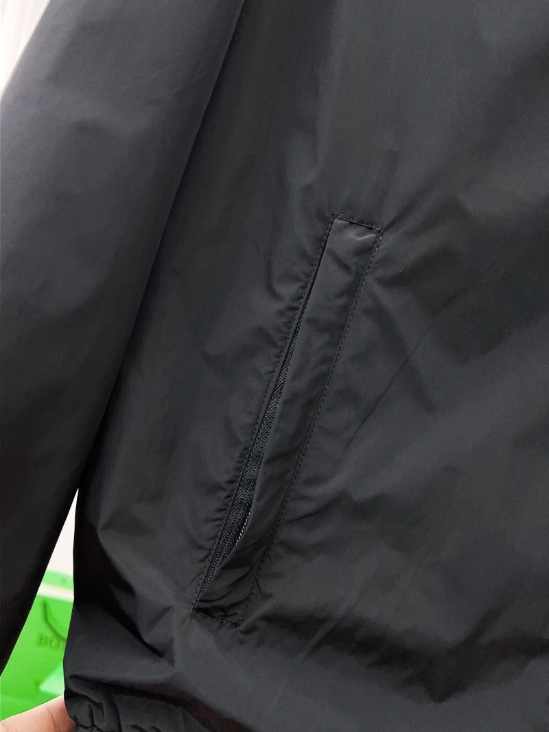 TechFriendly Gucci Outwear 127569