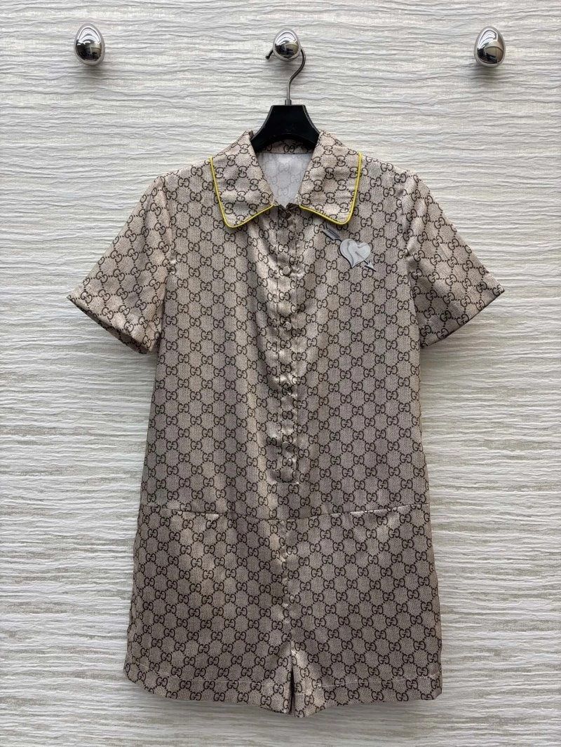 Gucci Outwear Practical 124942