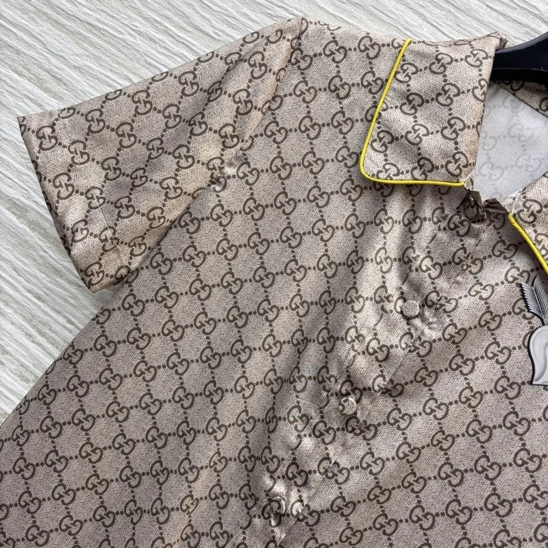 Gucci Outwear Practical 124942