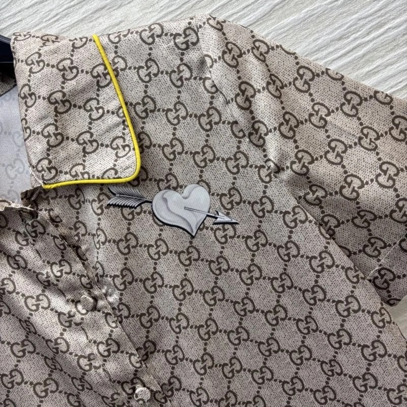 Gucci Outwear Practical 124942