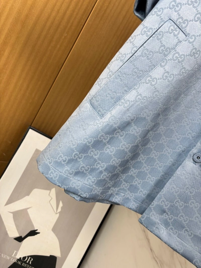 EyeCatching Gucci Outwear 124431