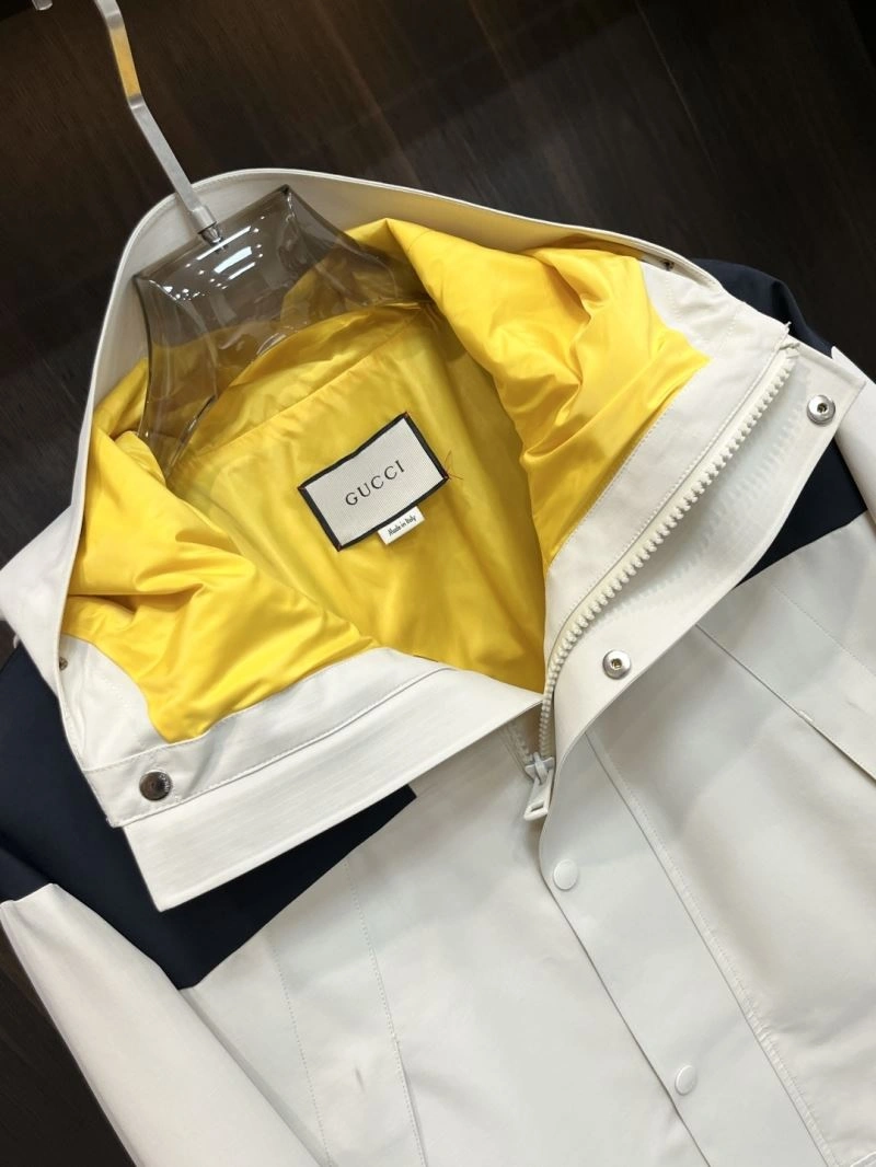 Gucci Outwear Bright 127277