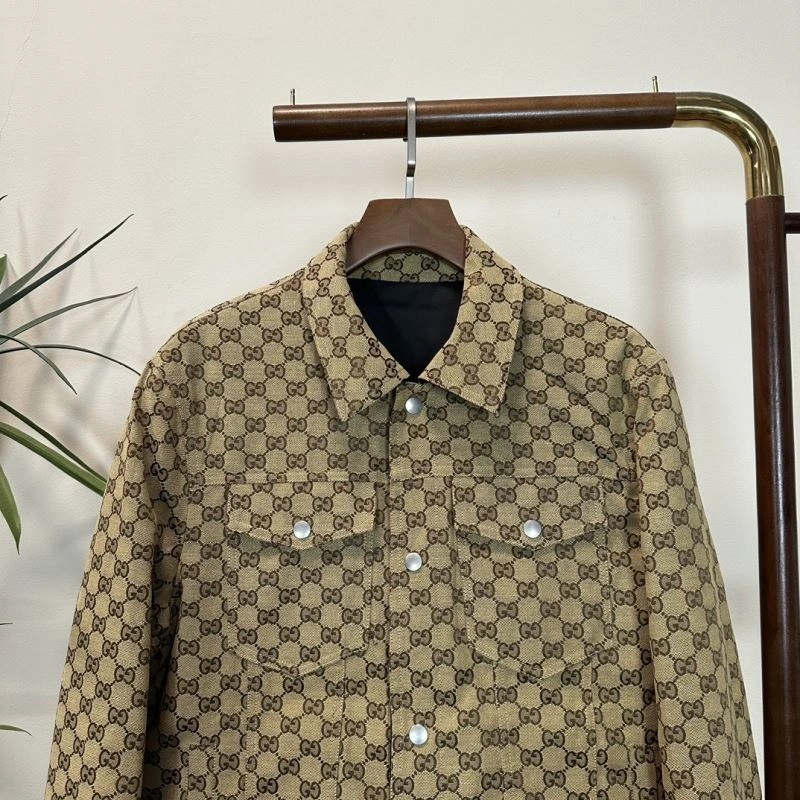 Bold Gucci Outwear 127252