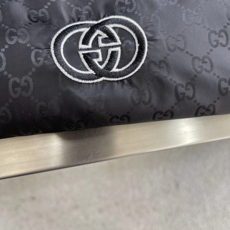 Durable Gucci Outwear 127254
