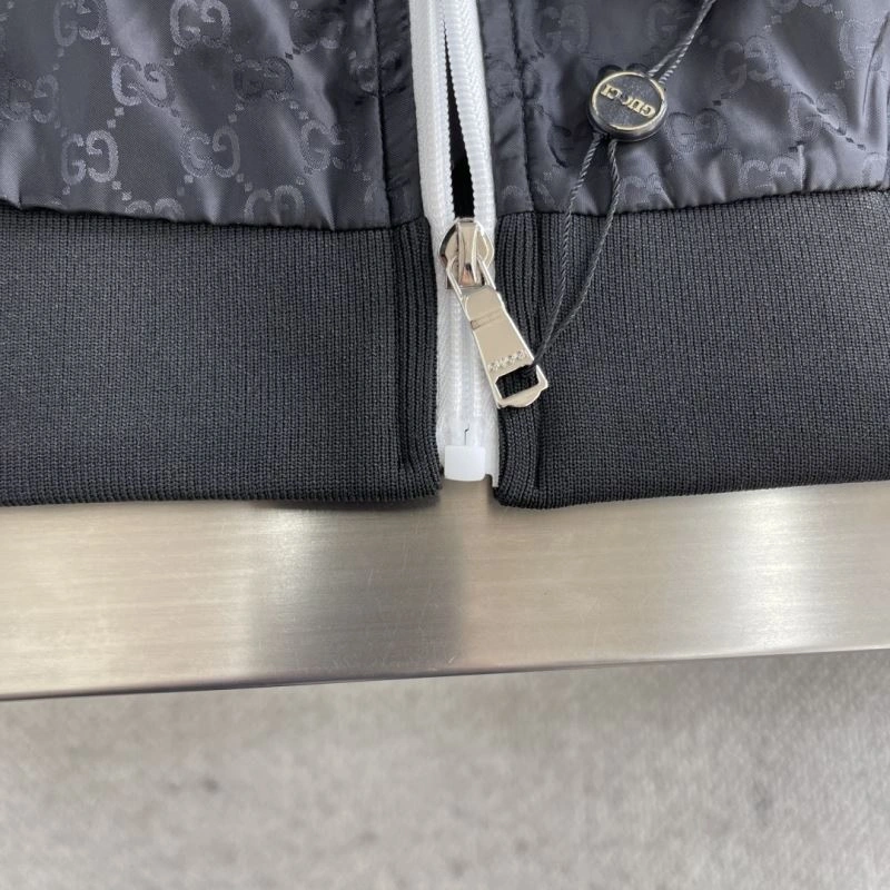Durable Gucci Outwear 127254