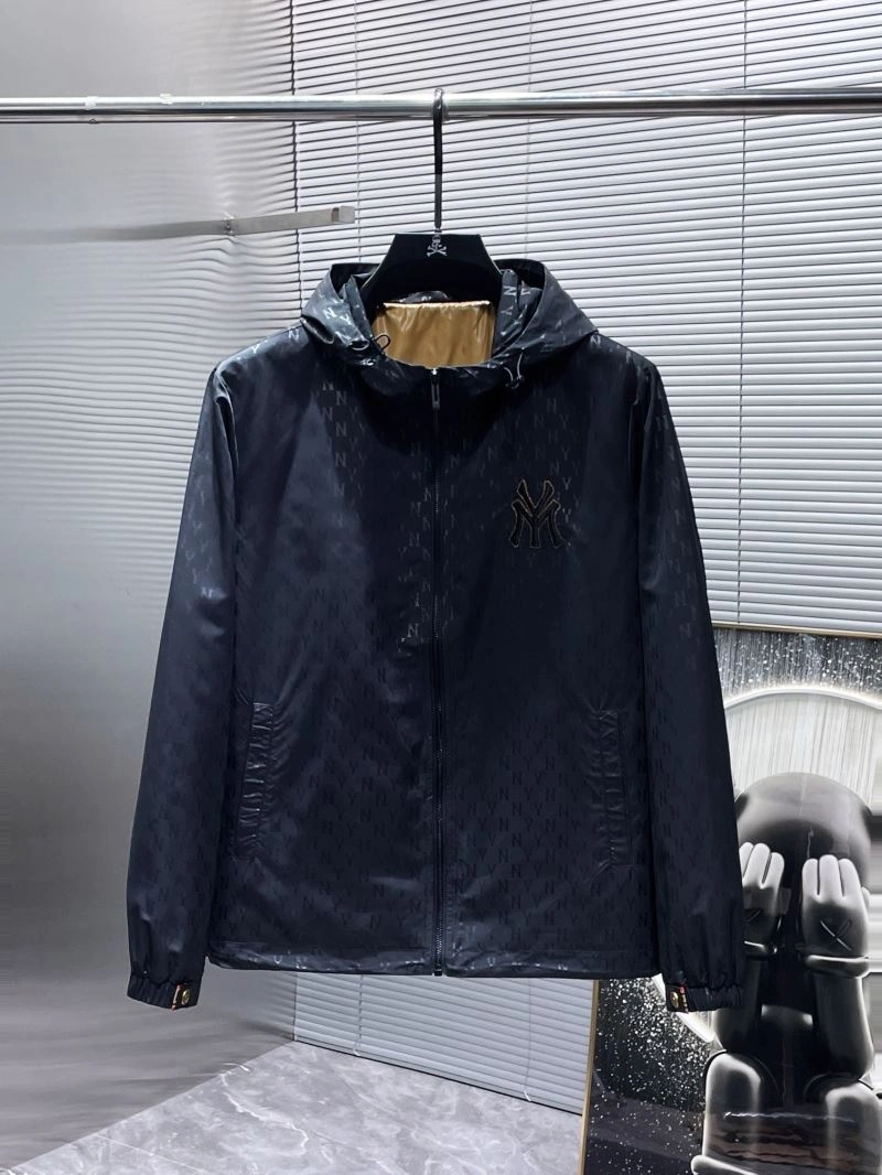 Gucci Outwear Unisex 127320