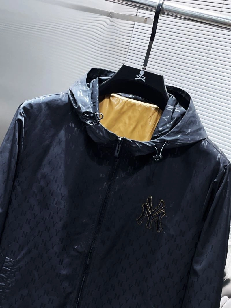 Gucci Outwear Unisex 127320