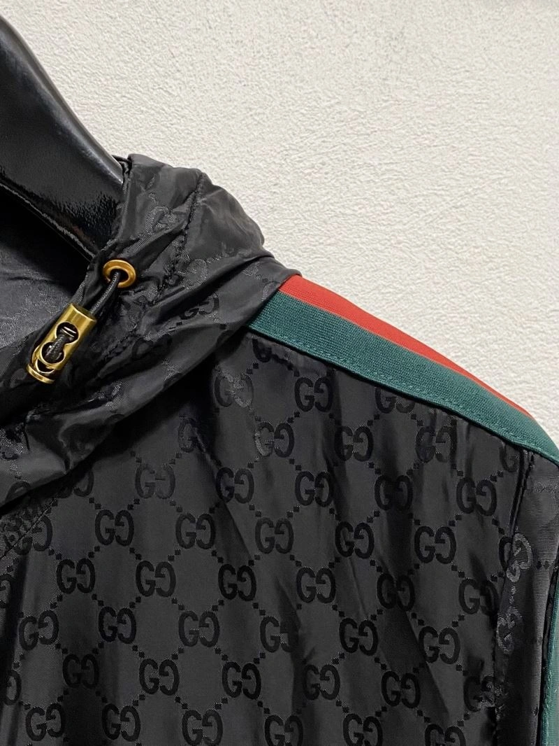 Gucci Outwear Vibrant 126784