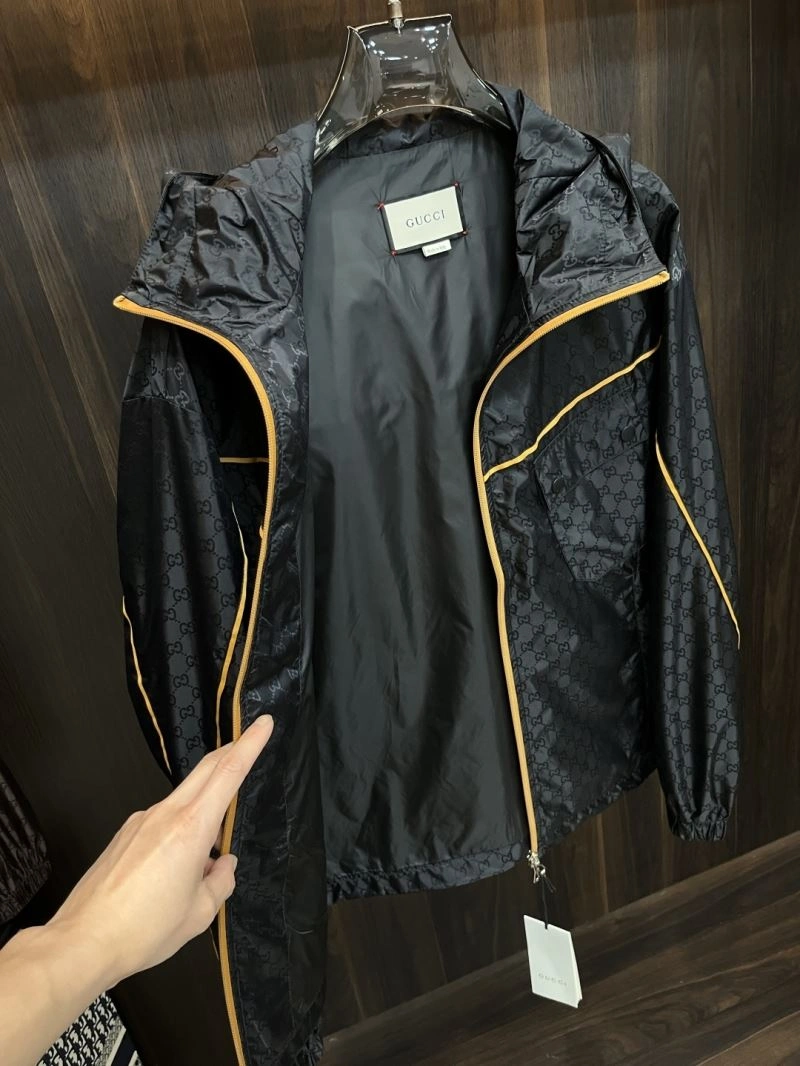 Gucci Outwear EasyCare 126781